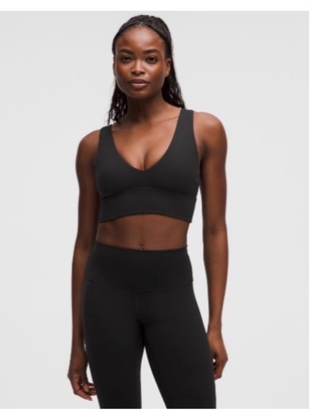 NWT Lululemon black sports bra C/D cup size 6 (about a 34 C/D)